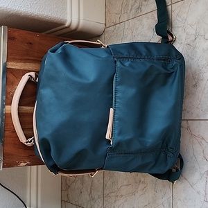 TOMMY BAHAMA BACKPACK